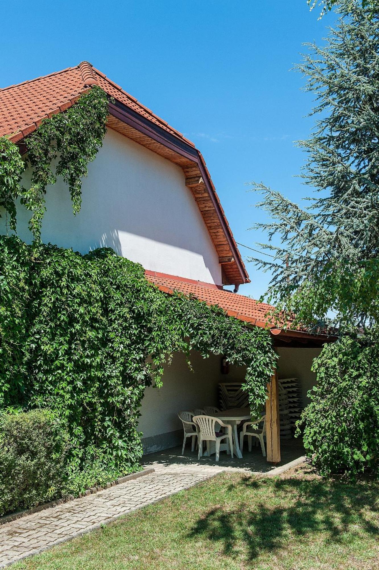 Alina Apartmanhaz Hévíz Екстериор снимка