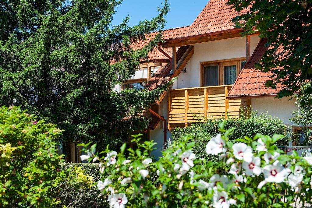 Alina Apartmanhaz Hévíz Екстериор снимка